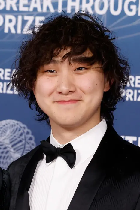  Александр Ванг: как молодой основатель стартапа меняет мир технологий и ИИ