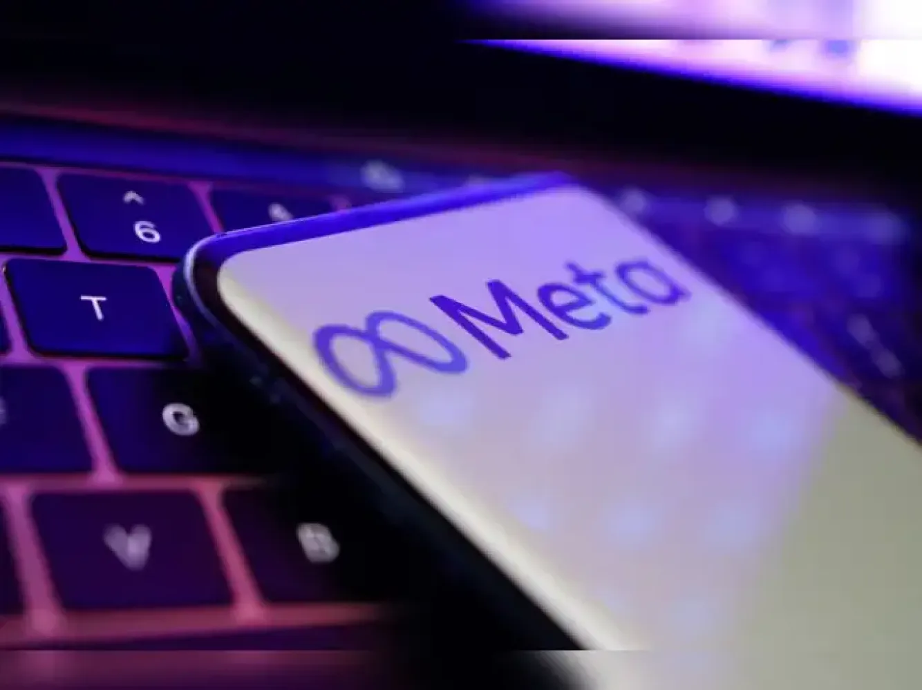  Meta и Oakley выпустили умные очки с ИИ: спорт, стиль и технологии