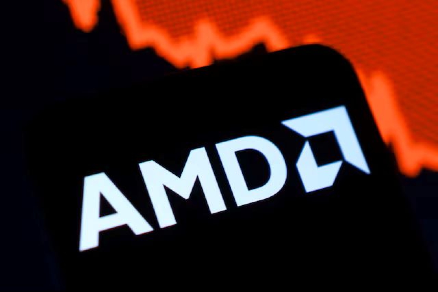  AMD и Super Micro теряют позиции из-за слабых квартальных результатов дата-центров
