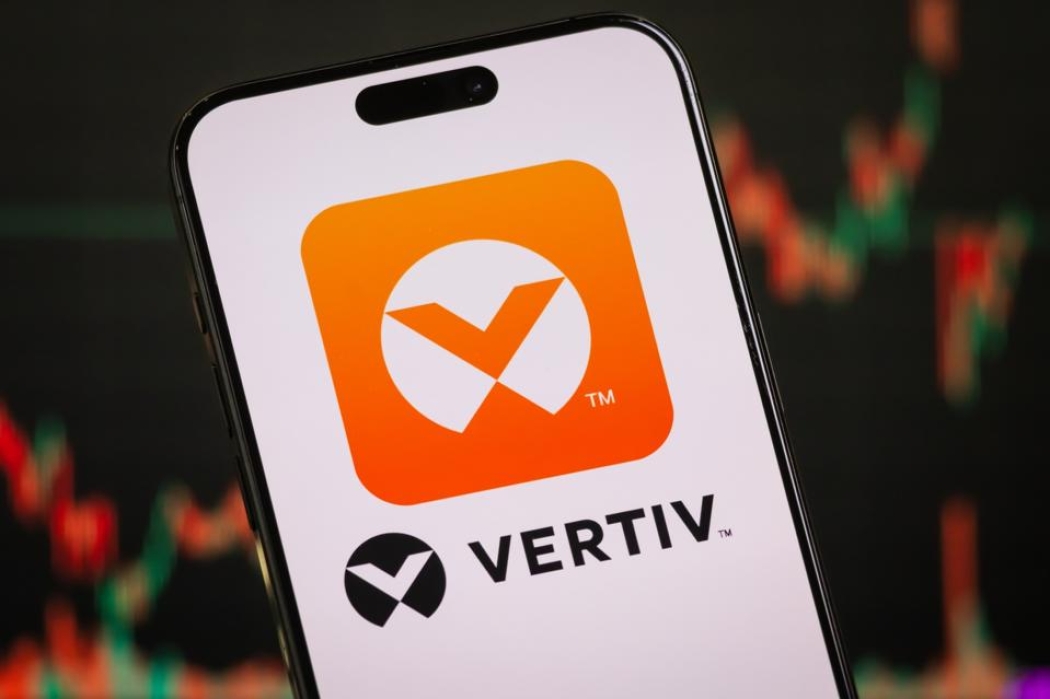  Vertiv выросла на 27% благодаря инвестициям в ИИ