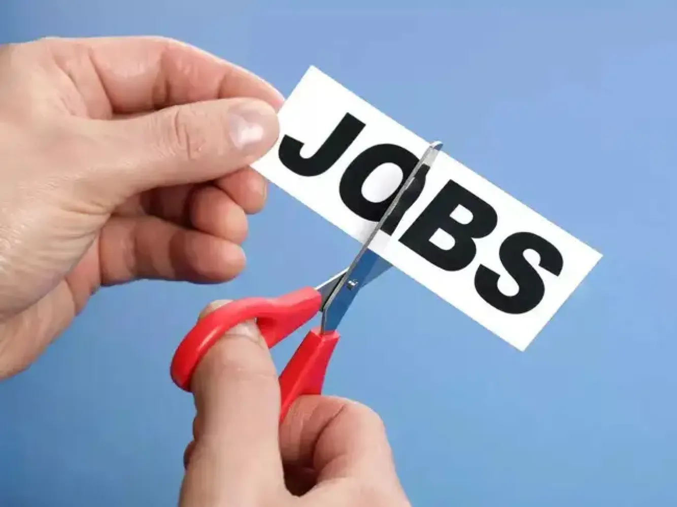  Глава BT не исключает новые сокращения из-за усиления влияния ИИ в компании