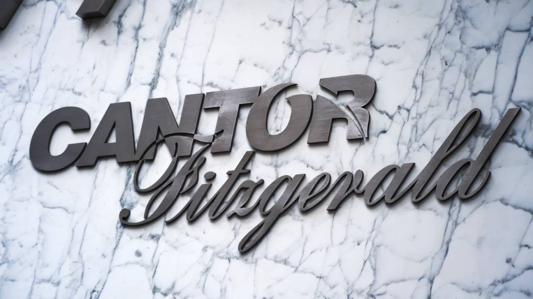  Cantor Fitzgerald поднимает PT Meta до $828