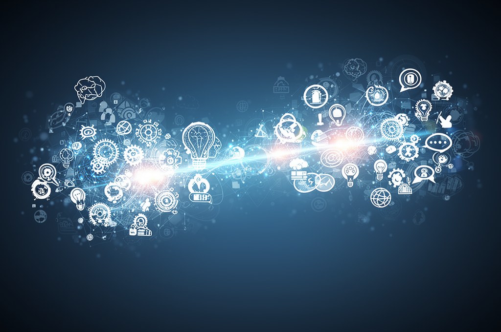 AI model transforming concepts into understandable explanations